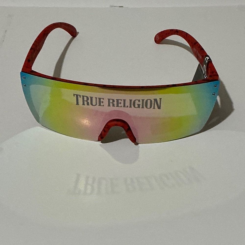 NWT True Religion Red Black Paint Splash Men’s Polarized Sunglasses